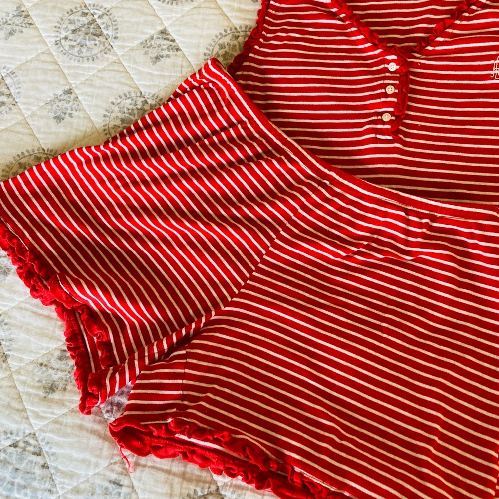 Women’s Ralph Lauren PJ’s. Shorts with sleeveless top, 100%cotton. Summer Cool!!